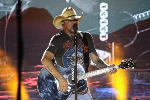 New Music From Jason Aldean: That&#039;s What Tequila Does