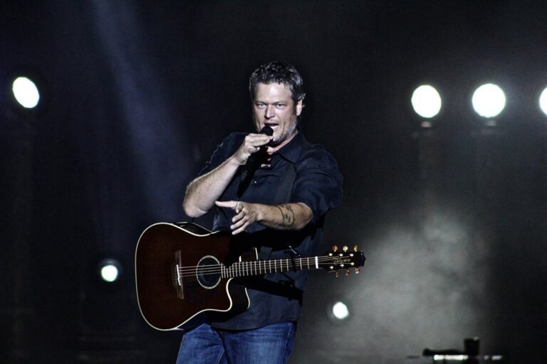 Blake Shelton/WQMX